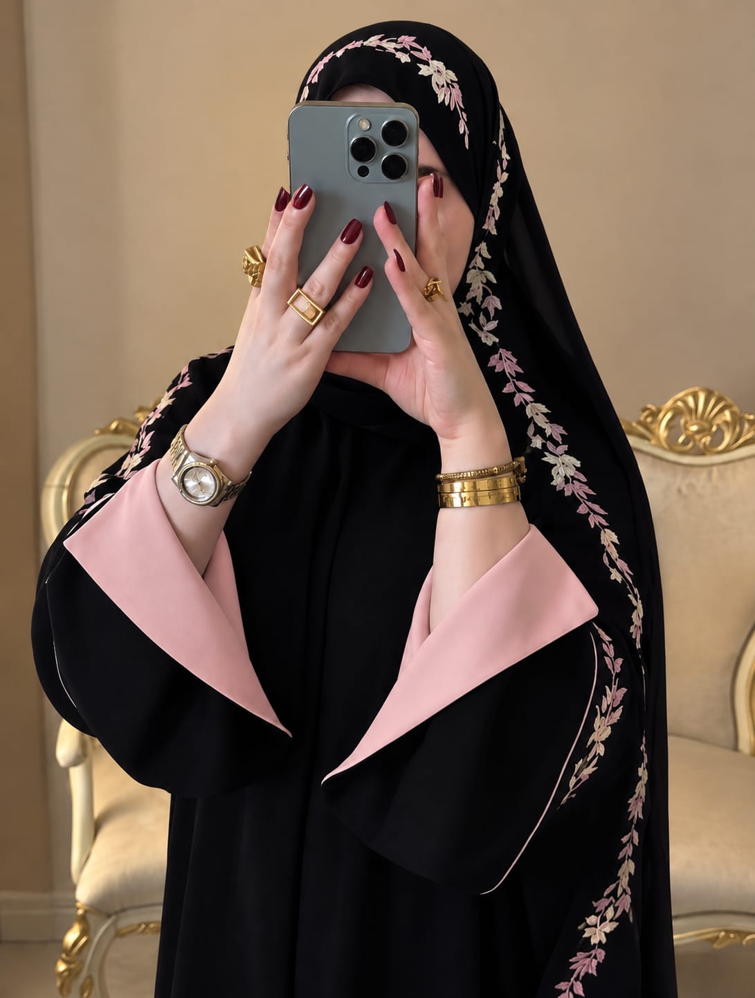 عباية فلة
